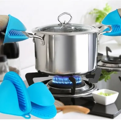 Non-slip silicone baking glove